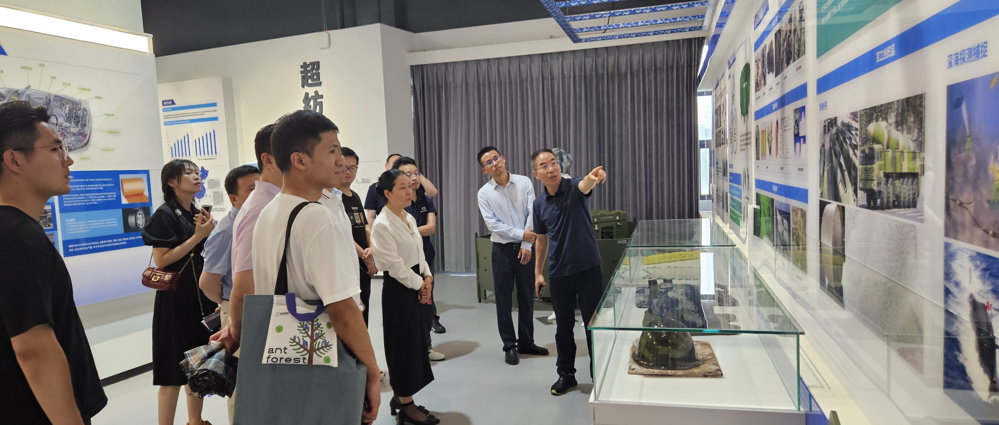 中南医院旅行pp电子立异研究院相助高校武汉纺织大学，，，，，共探医纺连系立异之路